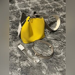 NEW Find Kapoor bucket bag